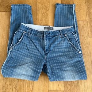 Wit & Wisdom Pinstripe Cropped Jeans 2R